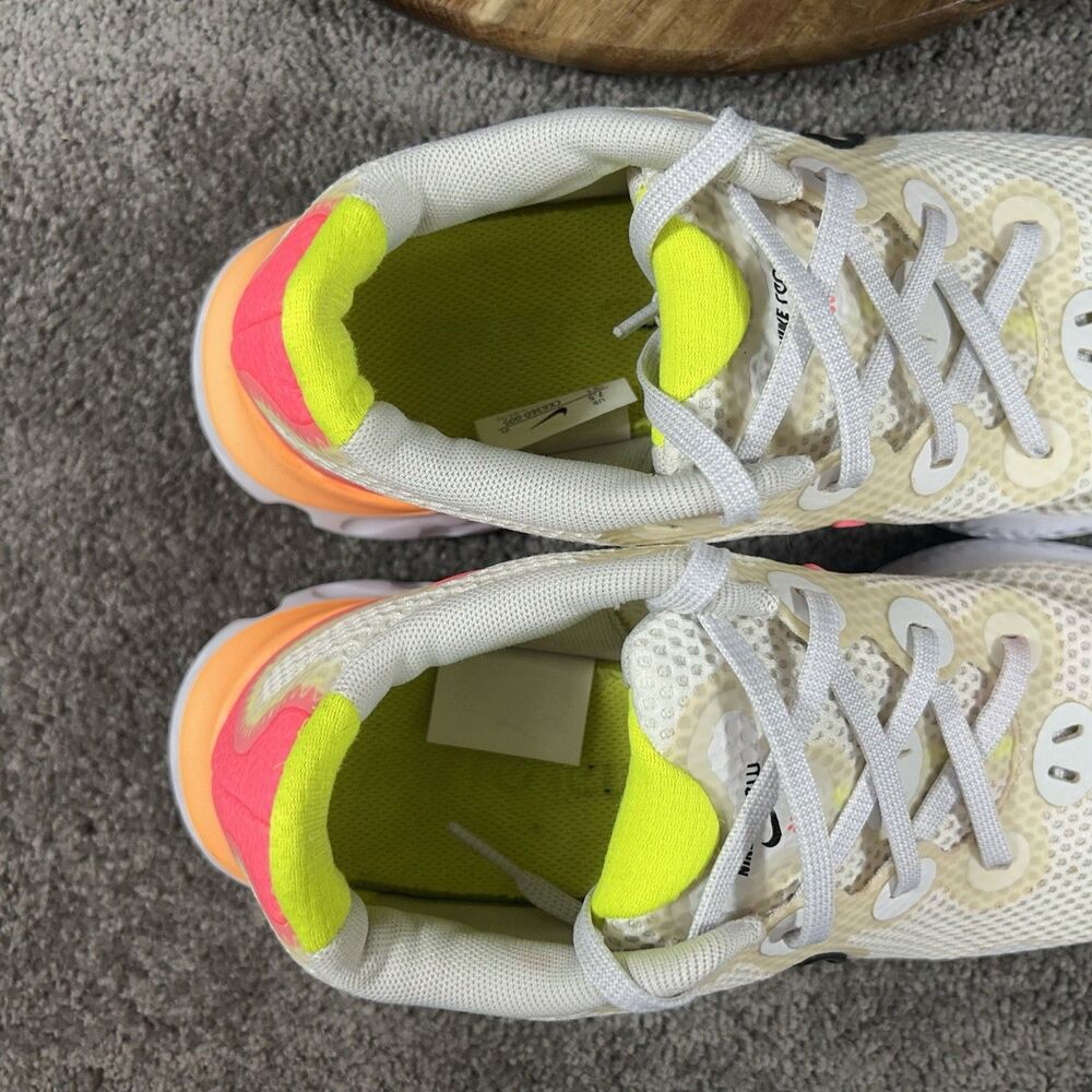 Nike Renew Run CK6360-005 Women’s Size 7.5 White Athletic Running Shoes Used - Picture 10 of 12